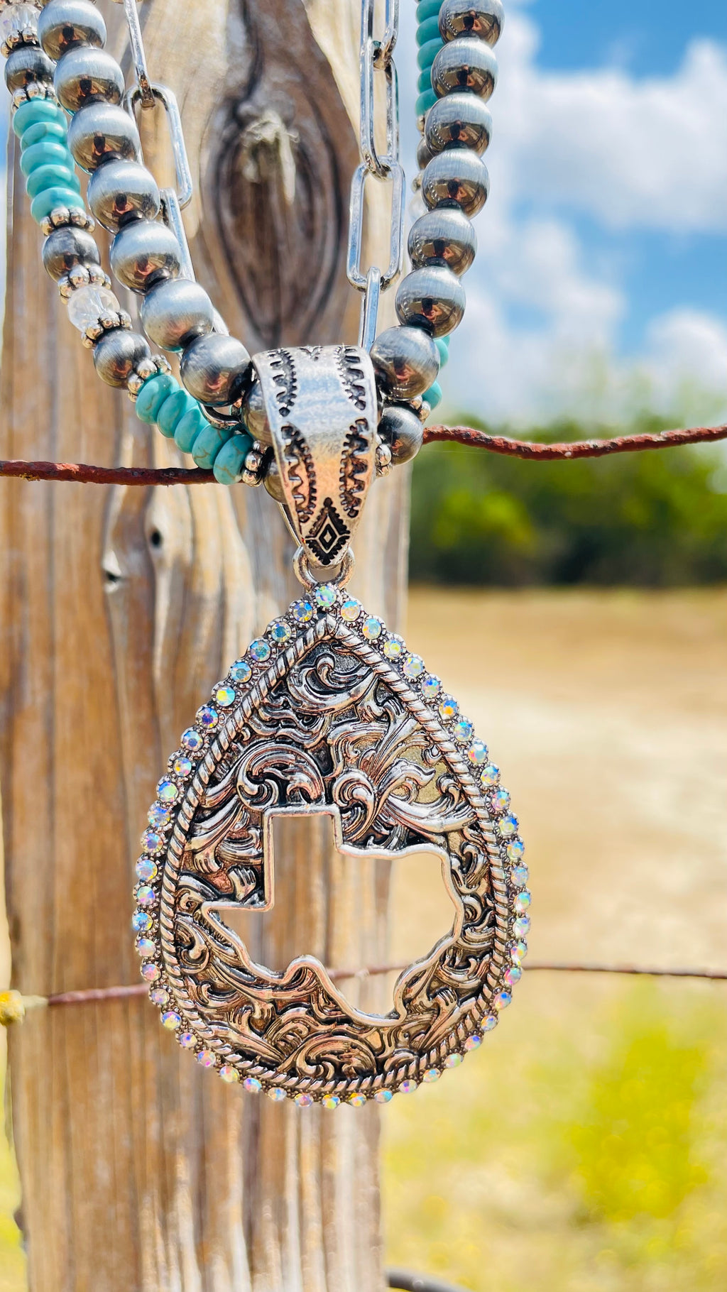 Texas Cut Out Tear Drop
