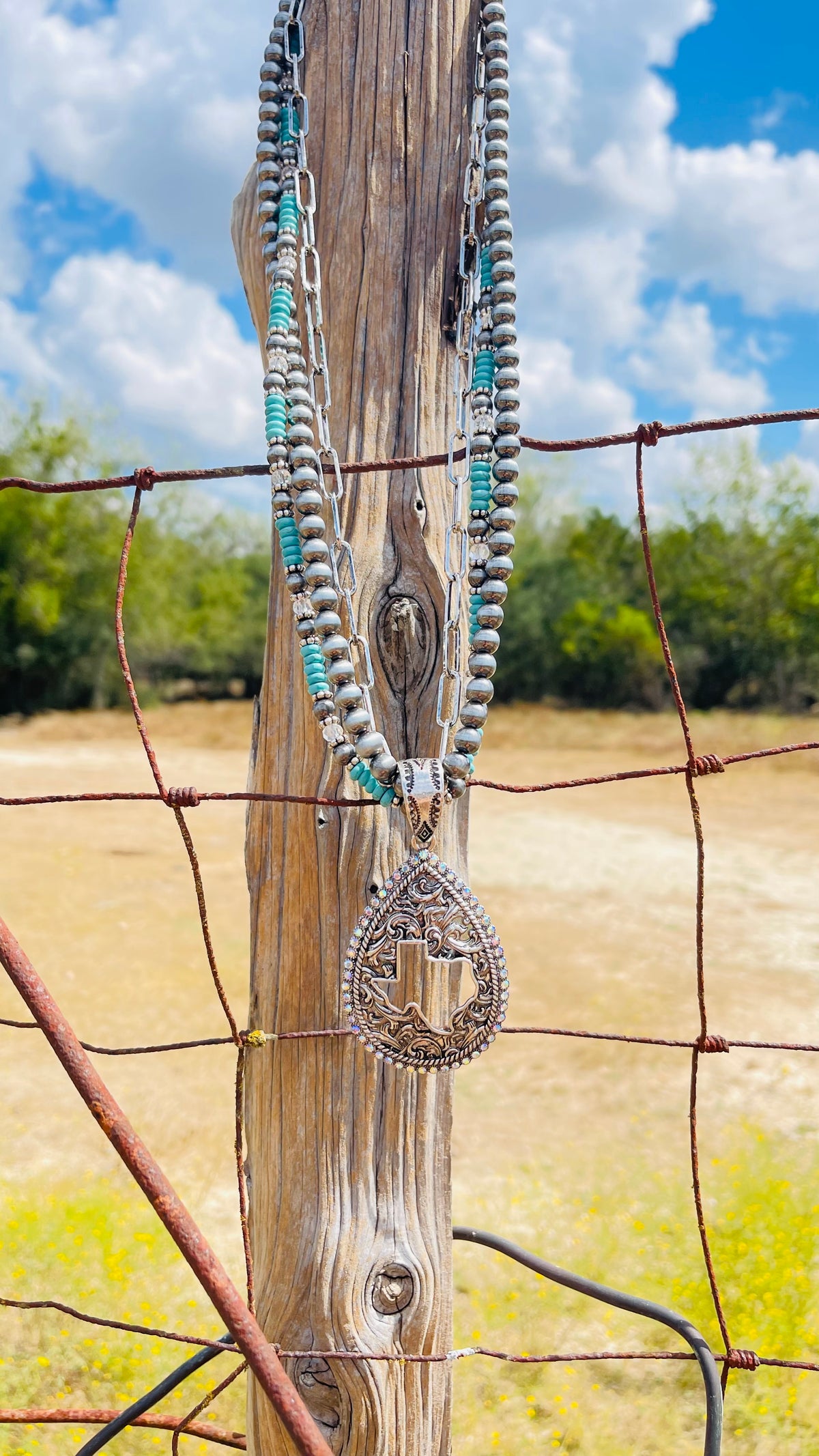 Texas Cut Out Tear Drop