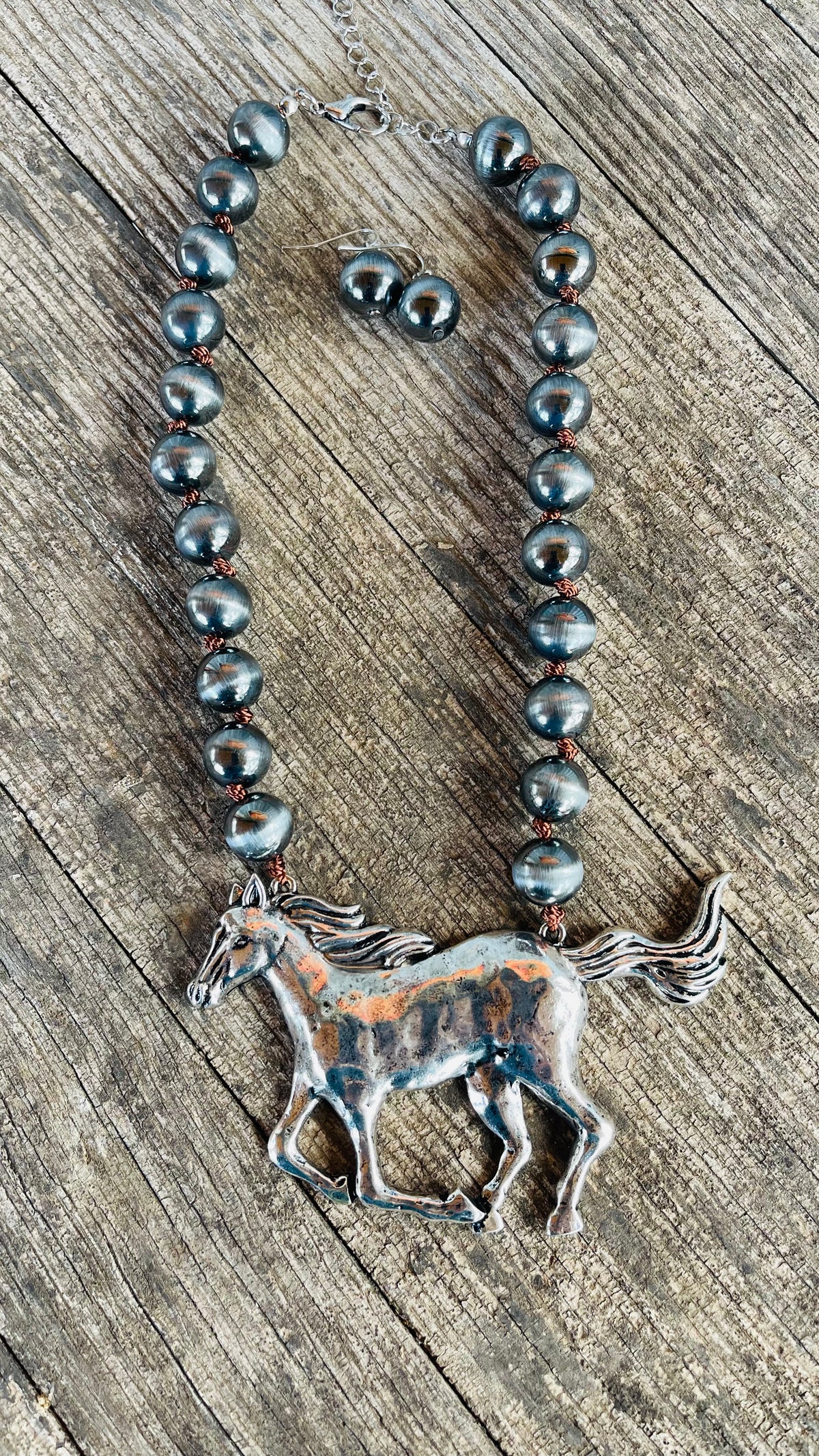 Navajo Pearl Bead Horse Necklace